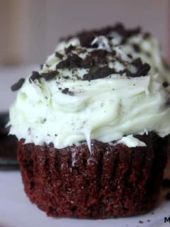 Mint oreo cupcakes for two from www.myforkinglife.com
