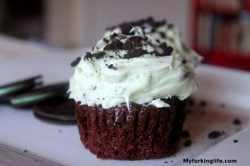 Mint oreo cupcakes for two from www.myforkinglife.com