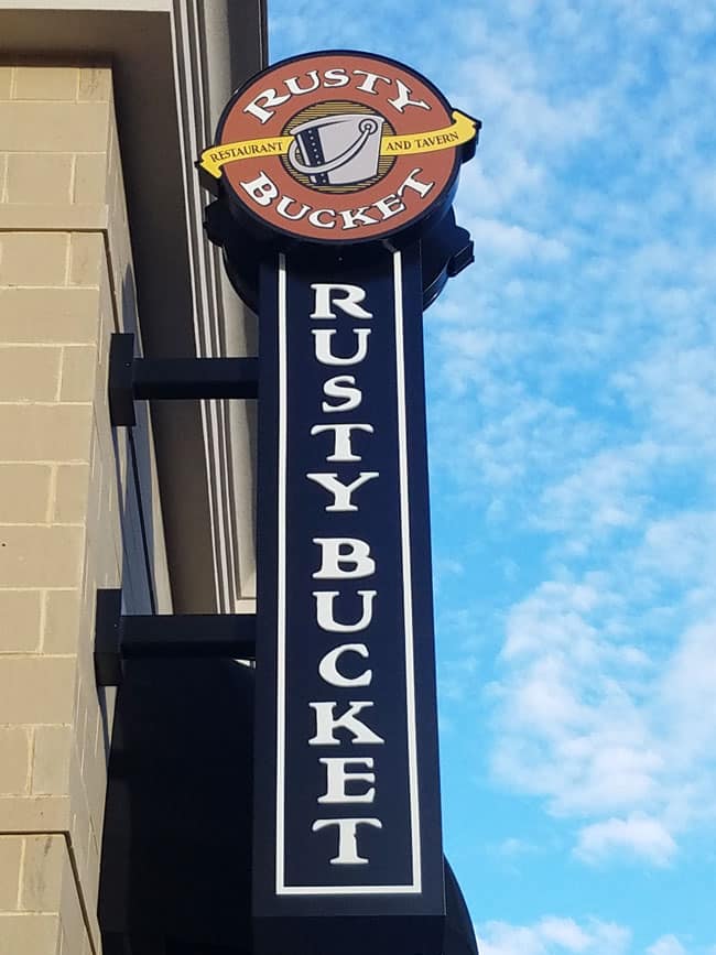 sign of rusty bucket