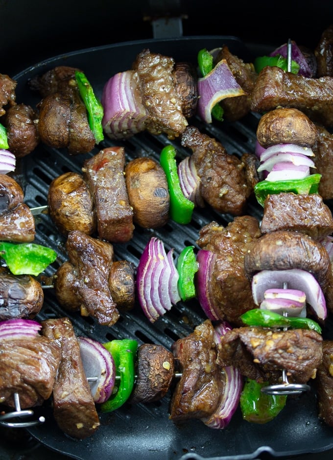 air fryer steak kebabs in air fryer basket