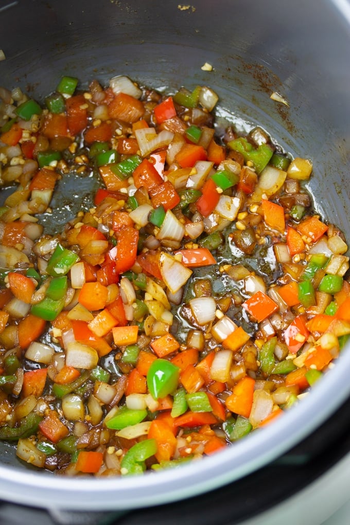 peppers, onions, and garlic in instant pot