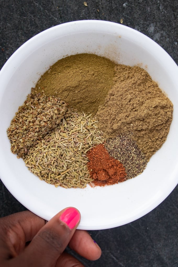 poultry seasoning spices in bowl in piles