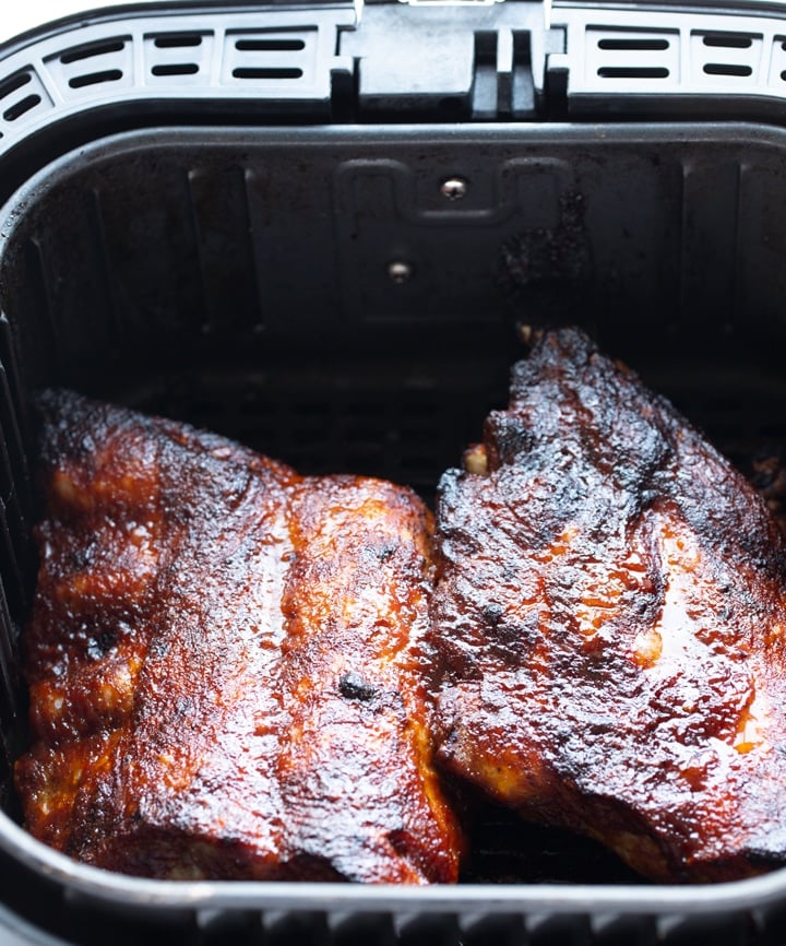 finished bbq ribs in air fryer basket