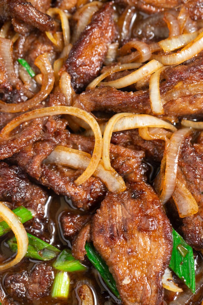 Close up of the cooked Mongolian beef