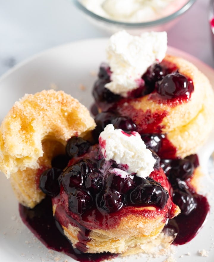 Air fryer donuts with compote and cream