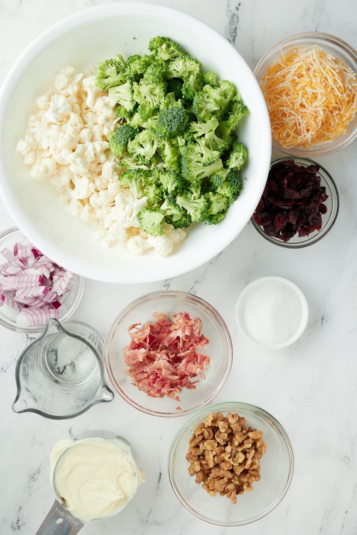 Ingredients to make the salad.