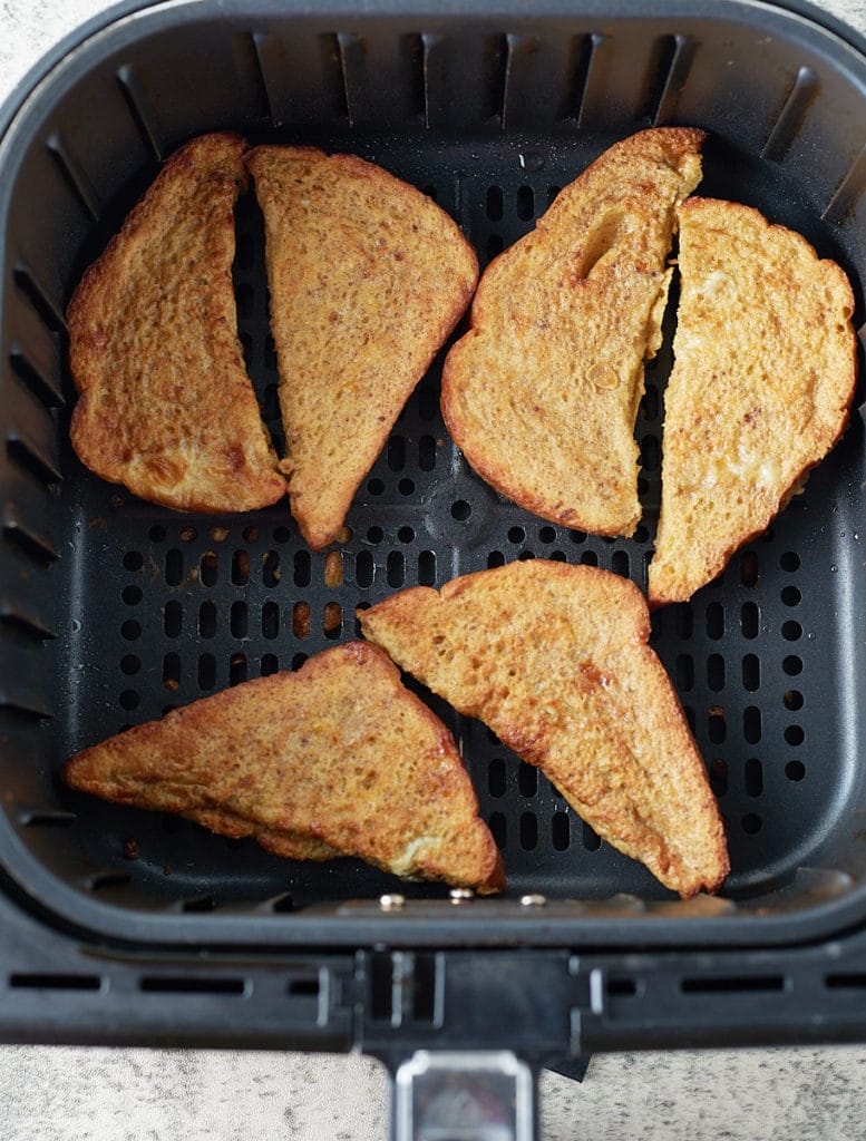 Air fryer french toast ready to serve.
