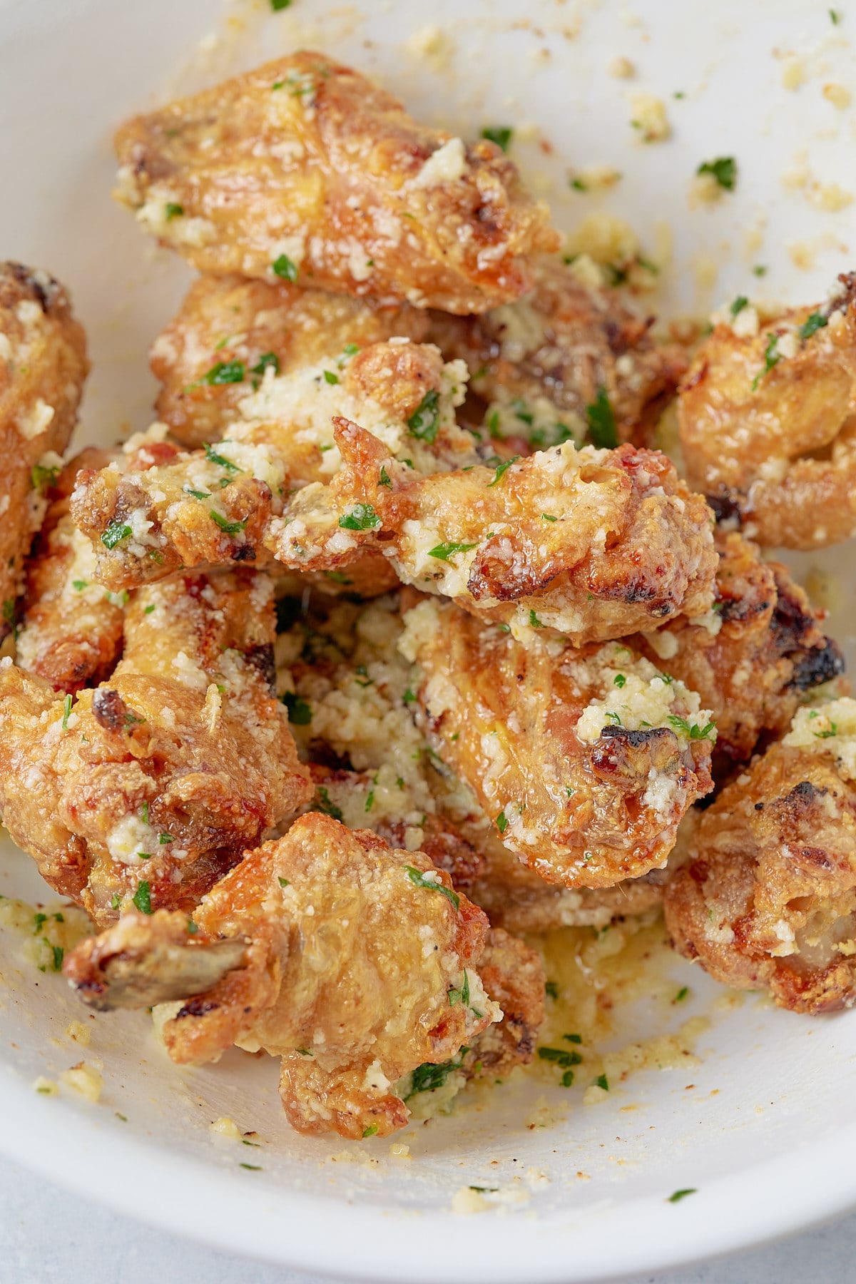 Chicken wings tossed in the garlic parmesan sauce.