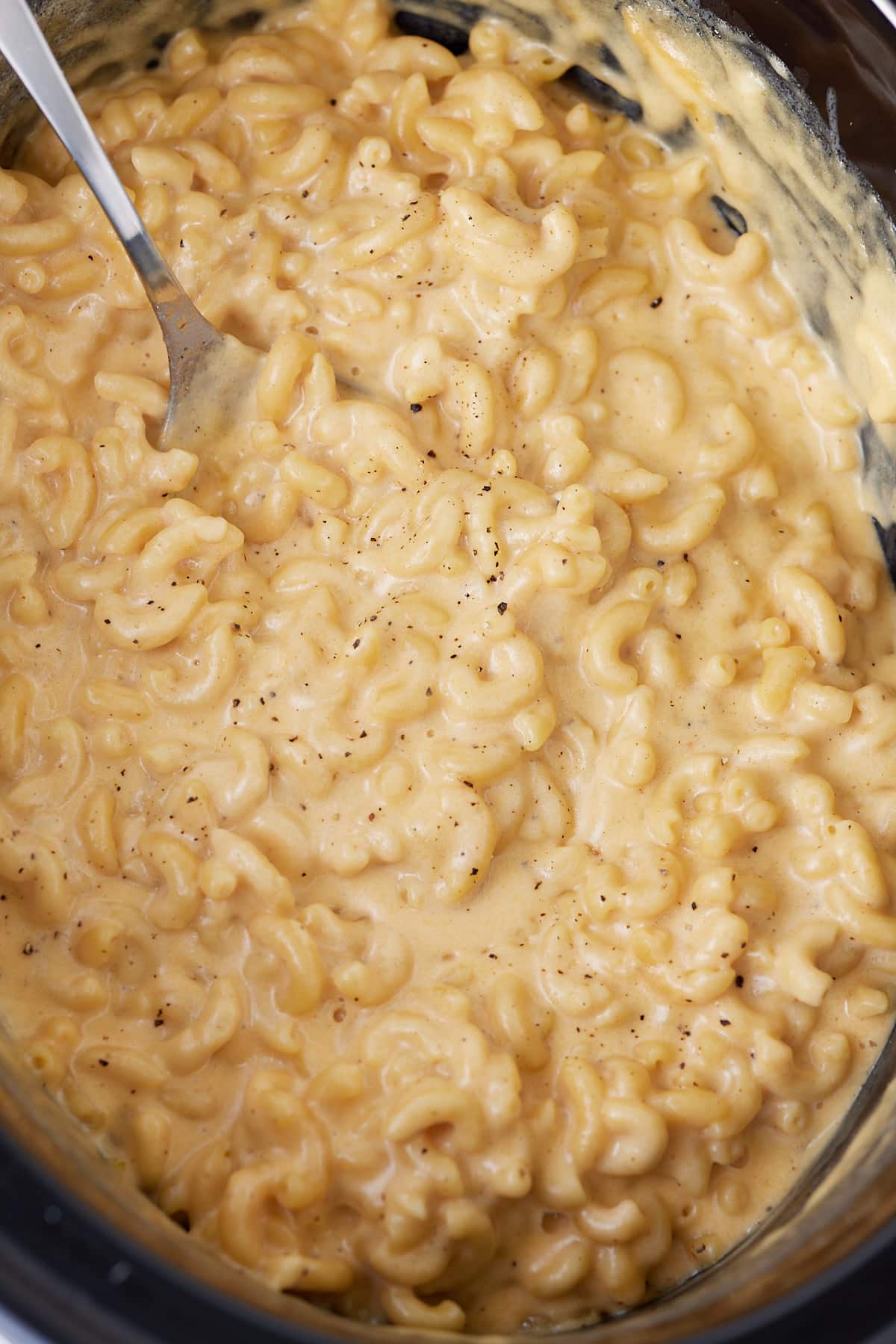 thickened slow cooker mac and cheese