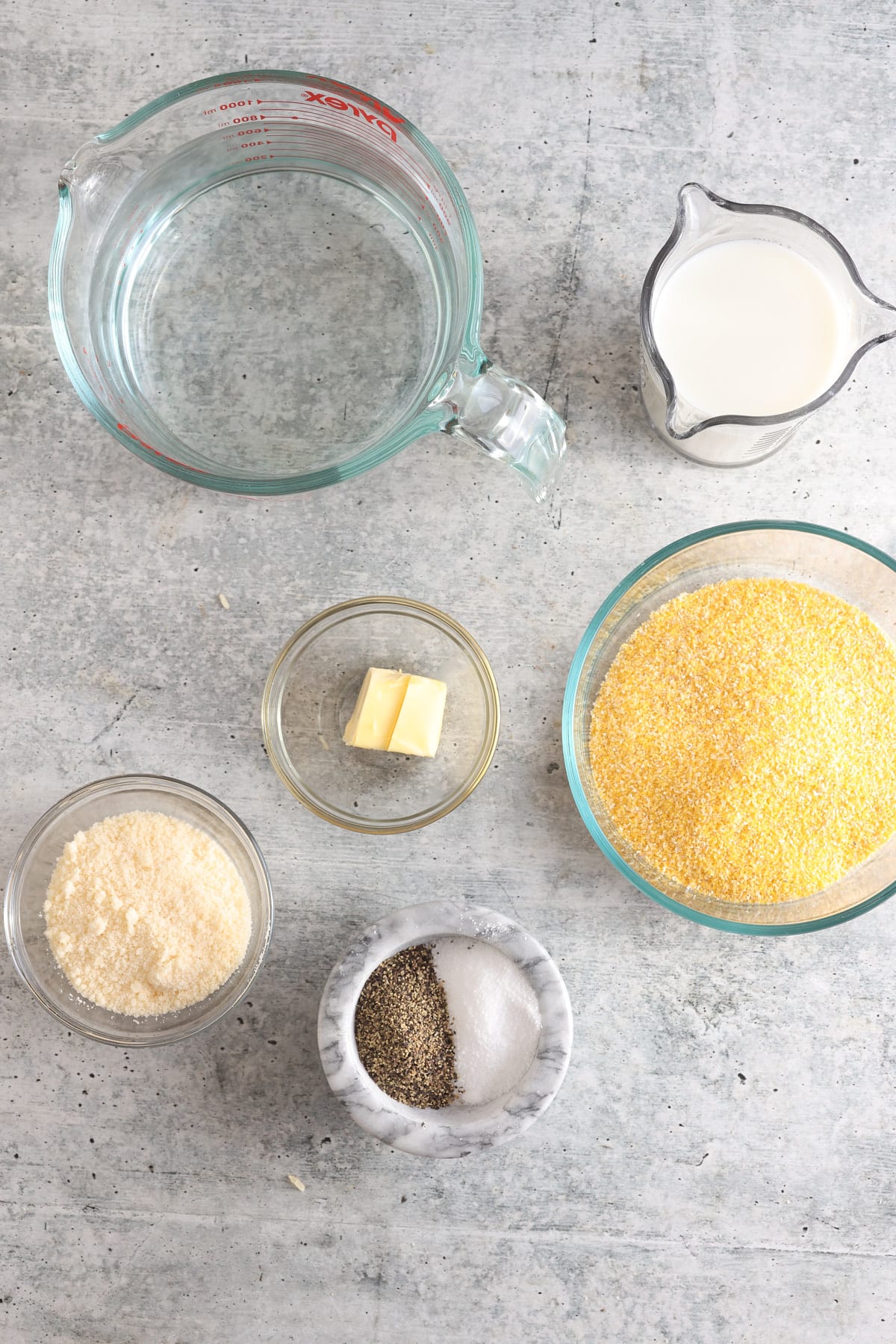 Polenta ingredients.