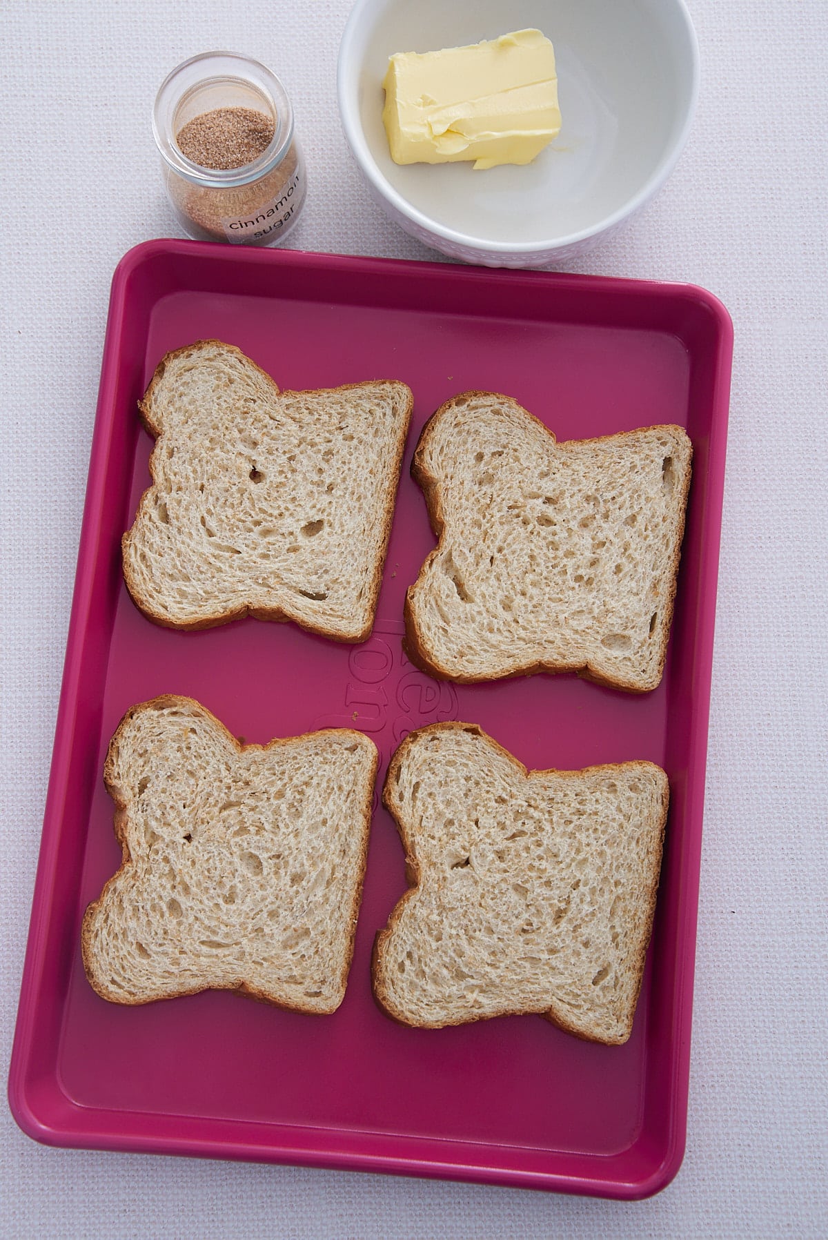 Cinnamon toast recipe ingredients.