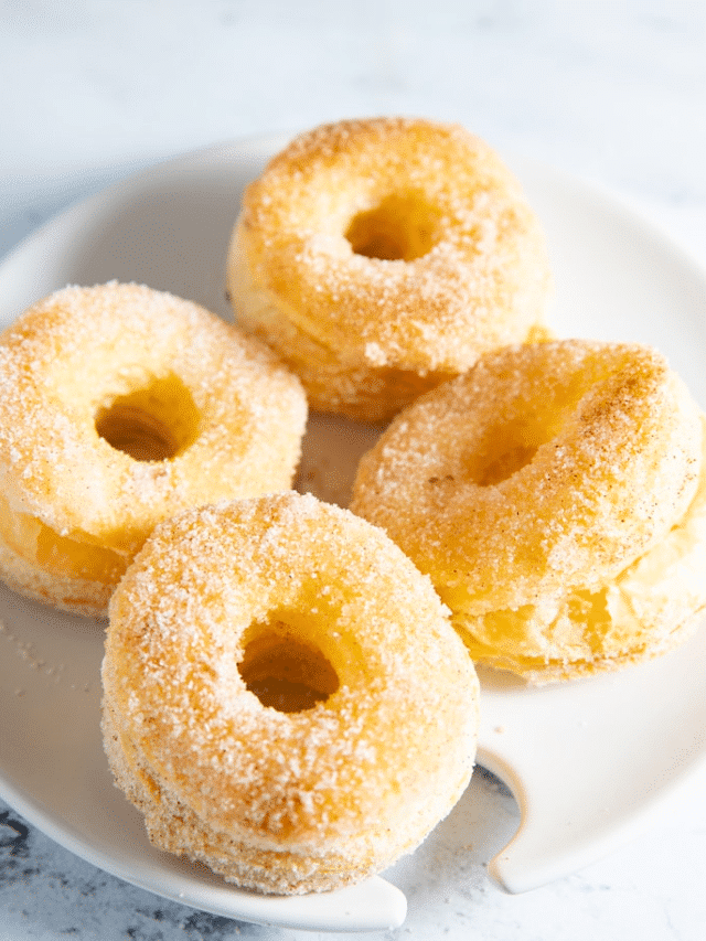 Flaky Air Fryer Donuts
