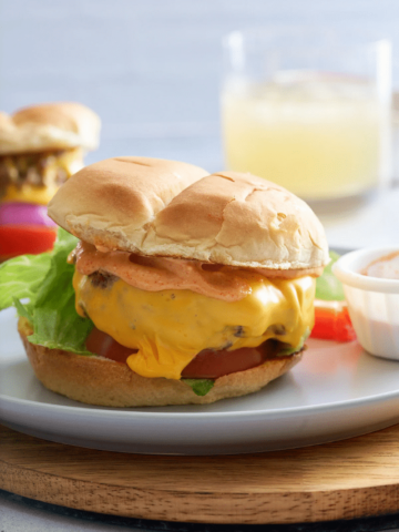 Steamed Cheeseburgers