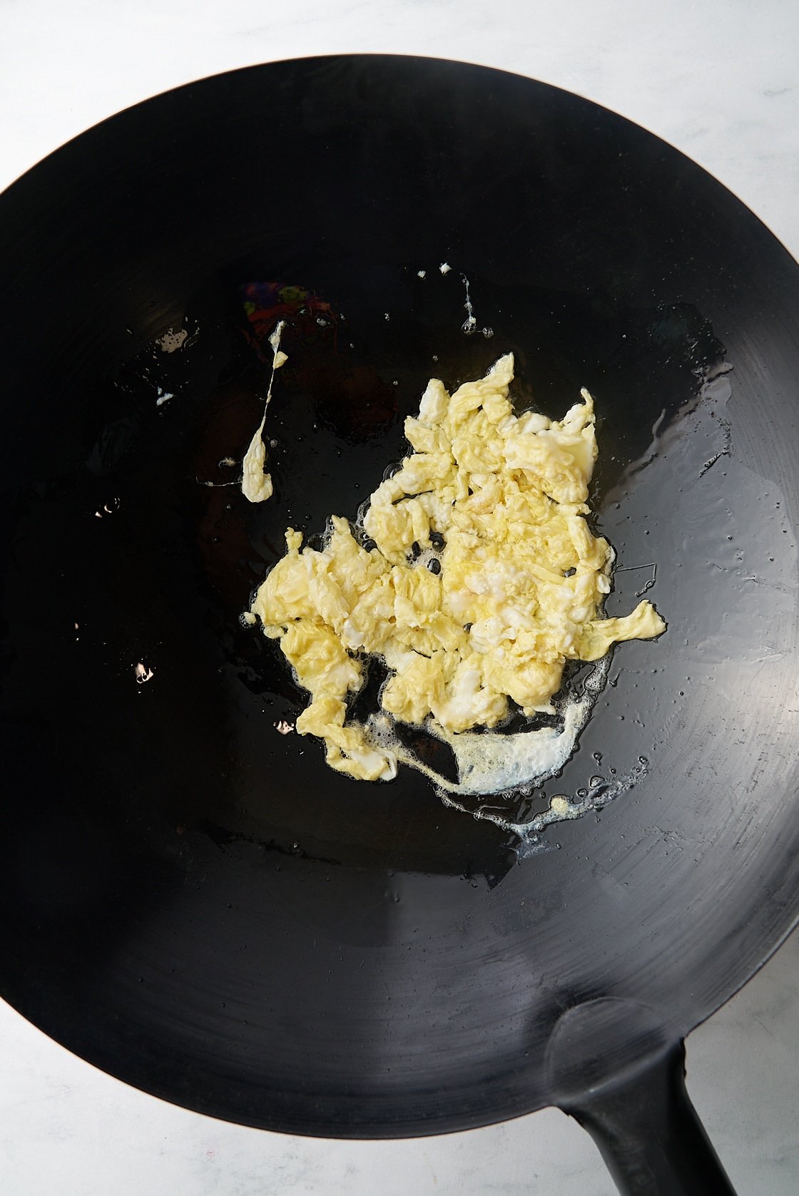 eggs scrambled in wok