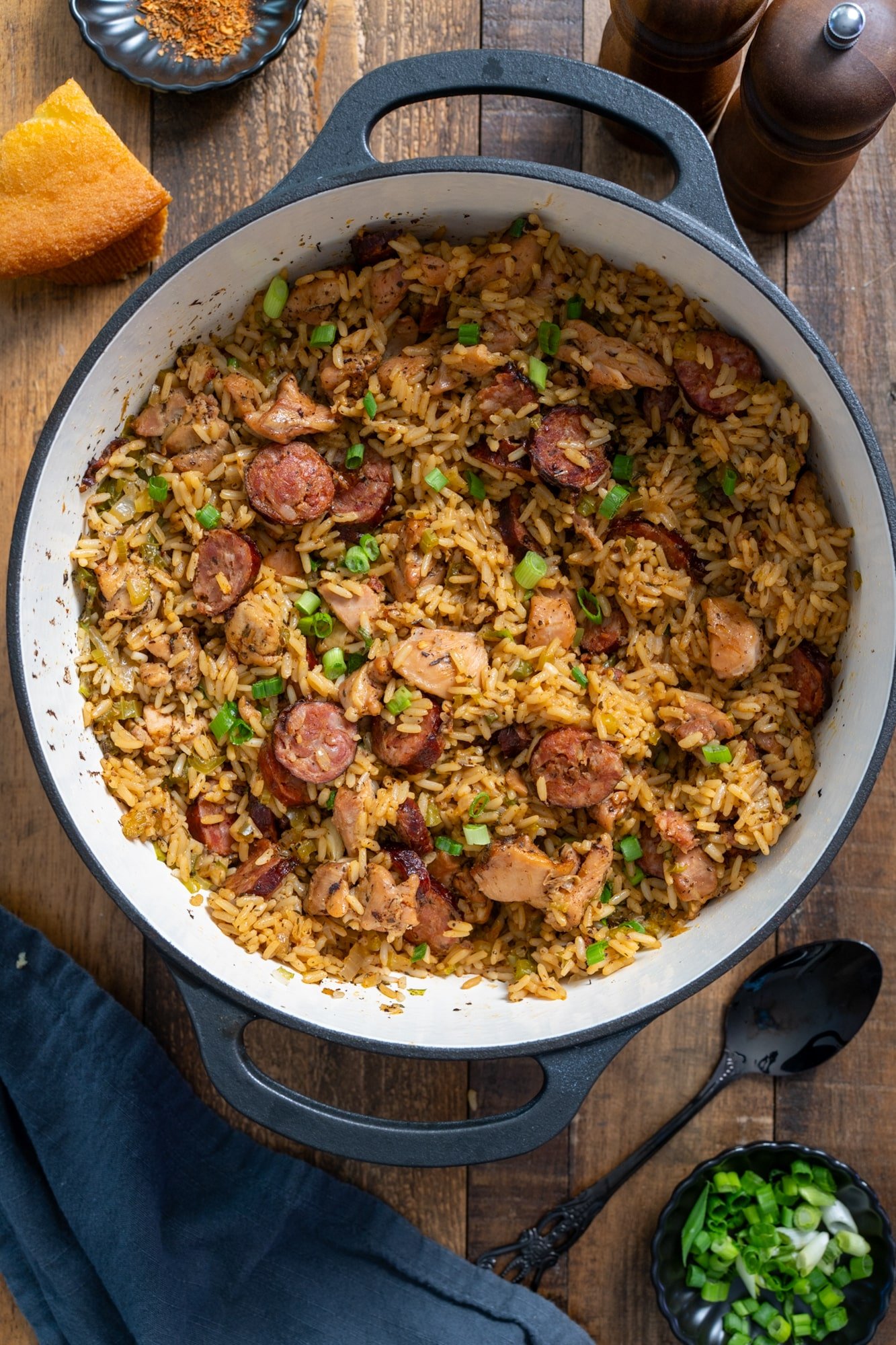 Jambalaya in pot