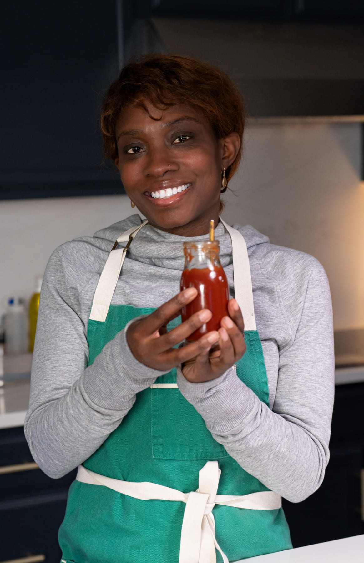 Tanya holding ketchup